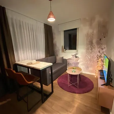Joy Apartment *